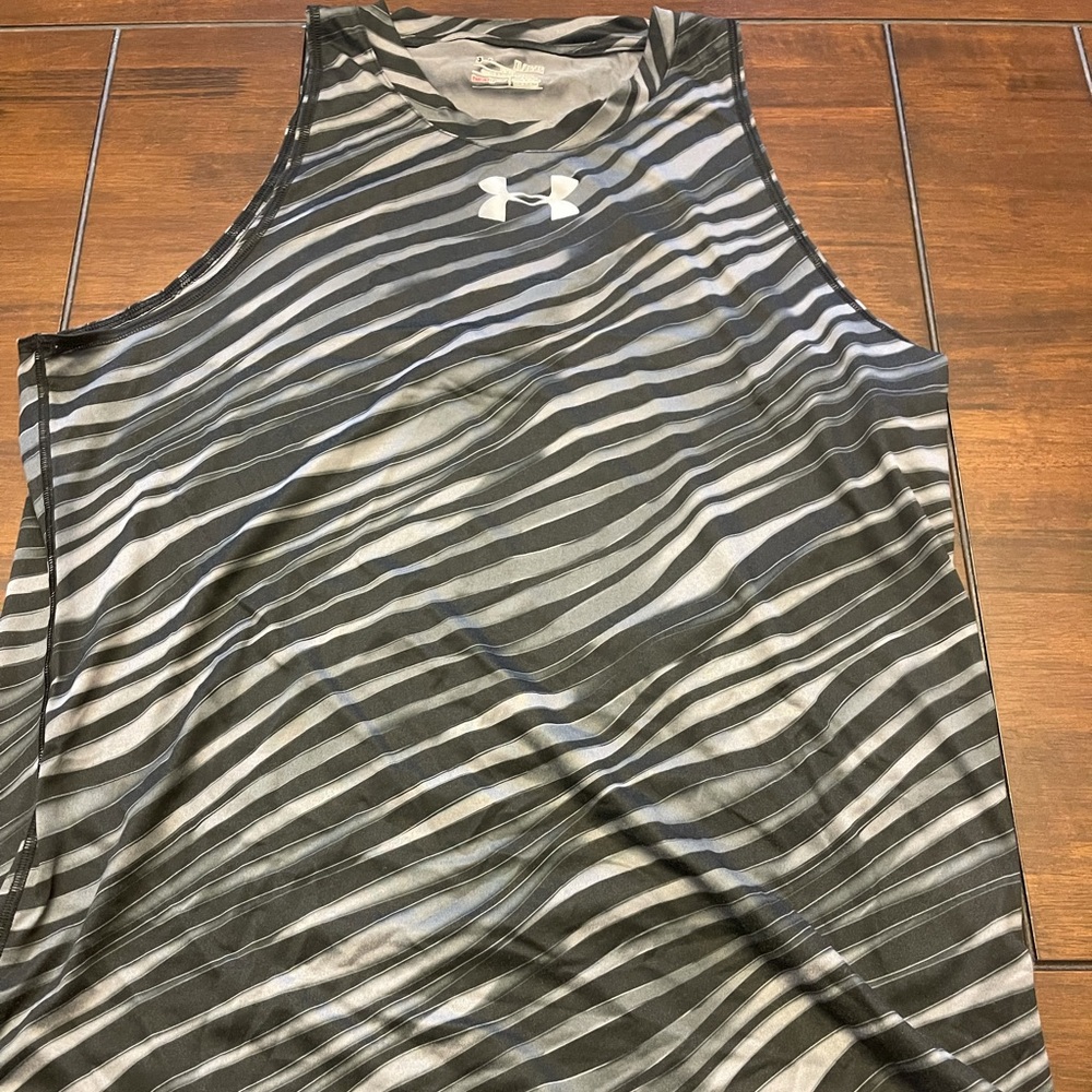 Under Armour tank top XL